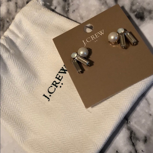 NWT J. Crew Pearl & Rhinestone Cluster Earrings! - Picture 2 of 4